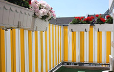 Balkon Sichtschutz mit Balkonverkleidung, Balkonumrandung oder